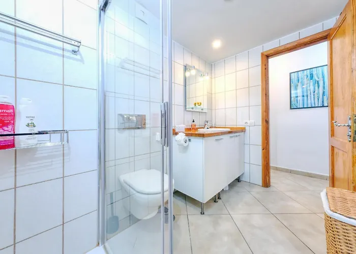 Casa de Férias Casa Cris - House Next To Playa Grande By Lanzarote *